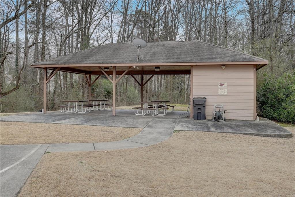 2930 Belshire Trail