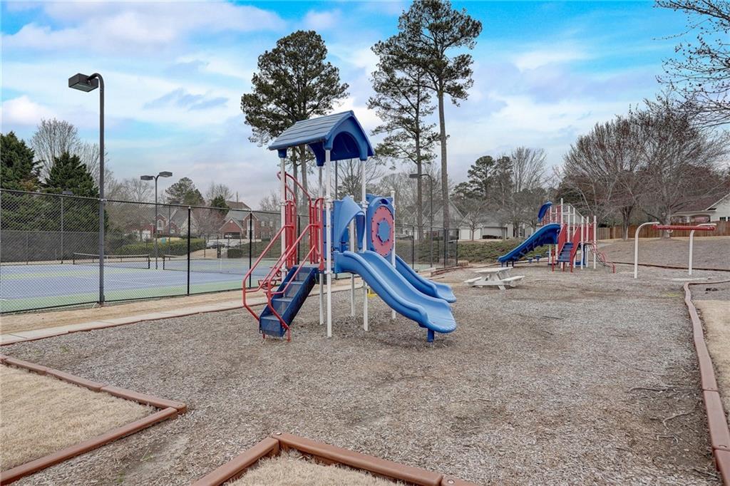 2930 Belshire Trail