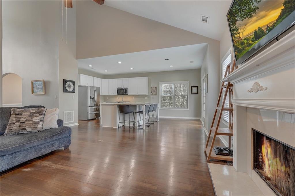 2930 Belshire Trail