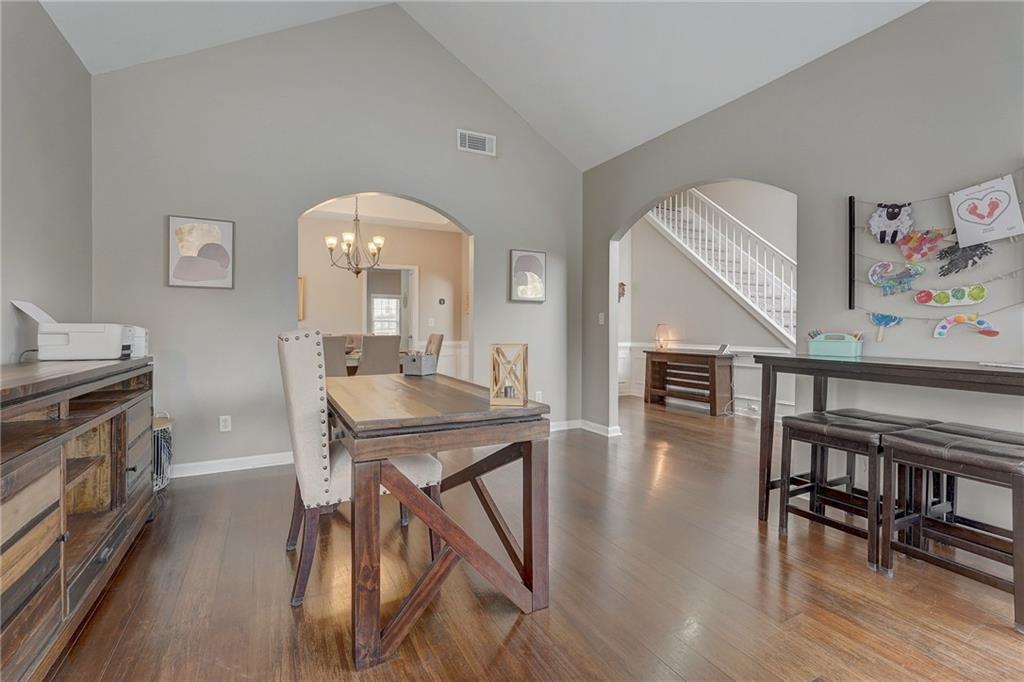 2930 Belshire Trail