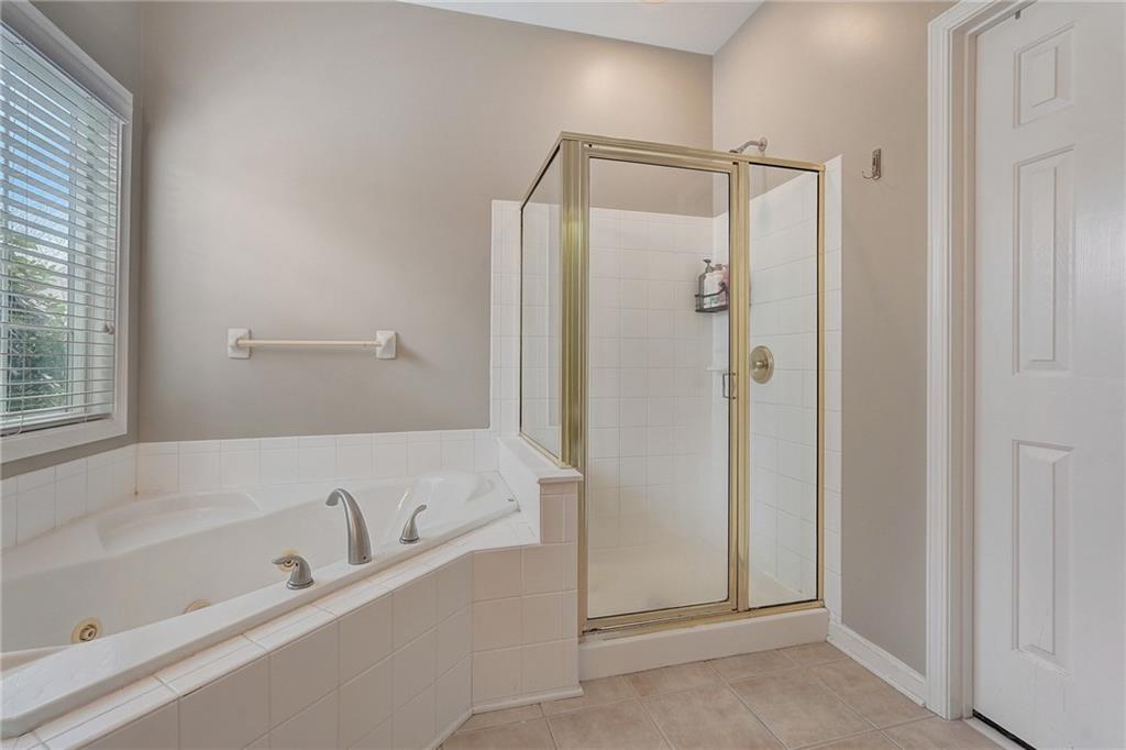 2930 Belshire Trail
