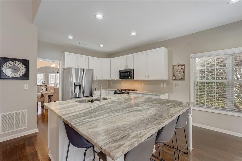 2930 Belshire Trail