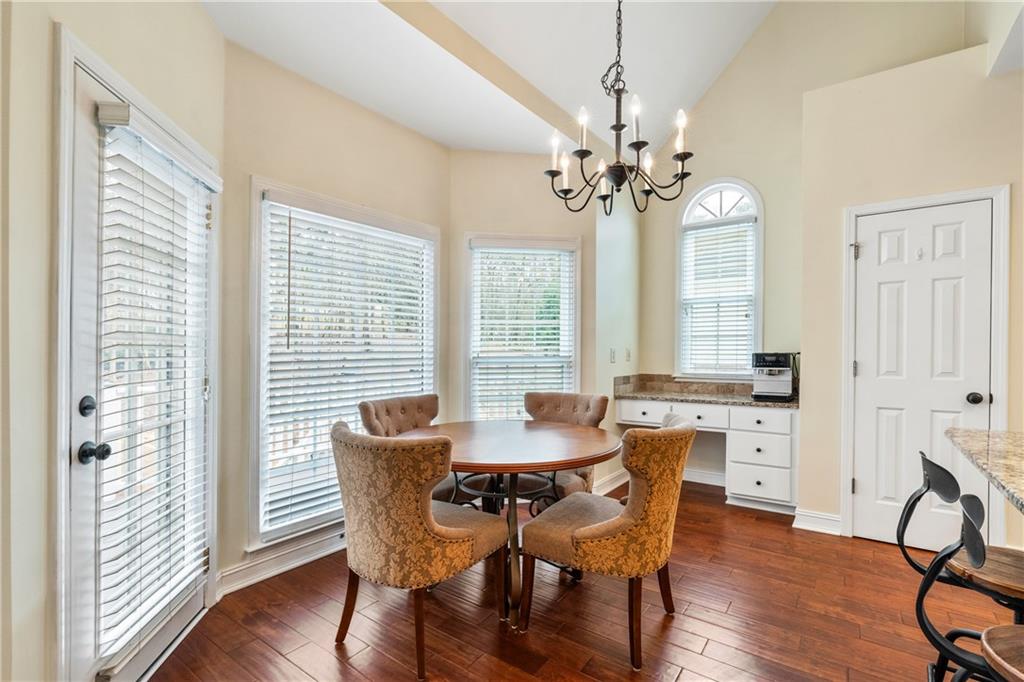 1550 Fallen Leaf Drive SW