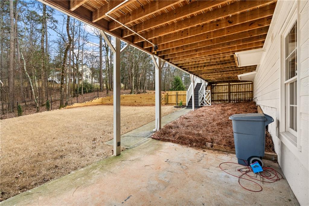 1550 Fallen Leaf Drive SW