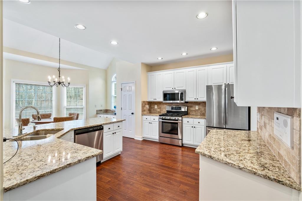 1550 Fallen Leaf Drive SW