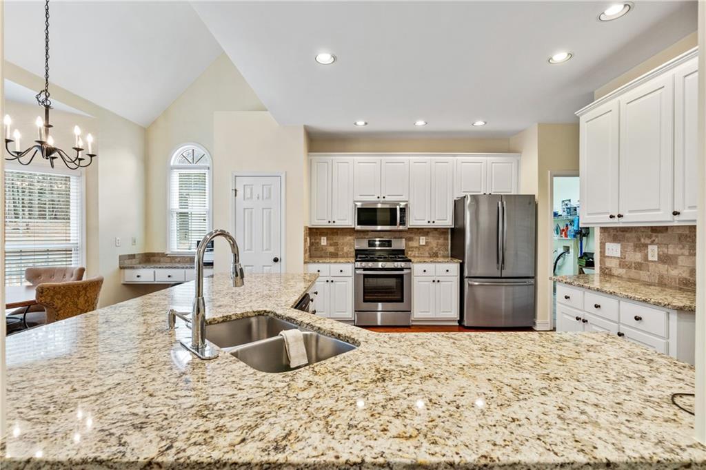 1550 Fallen Leaf Drive SW