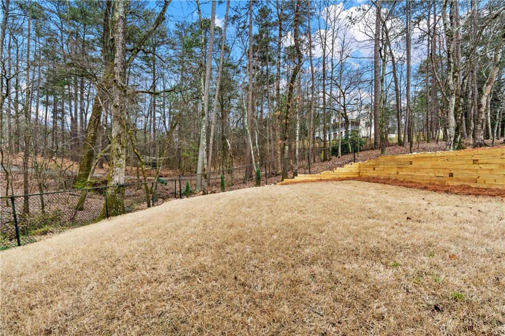 1550 Fallen Leaf Drive SW