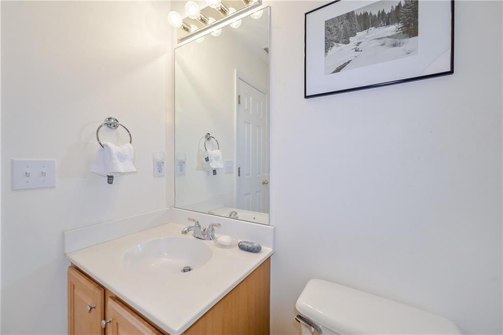 2501 Longcourt Circle SE Unit 6