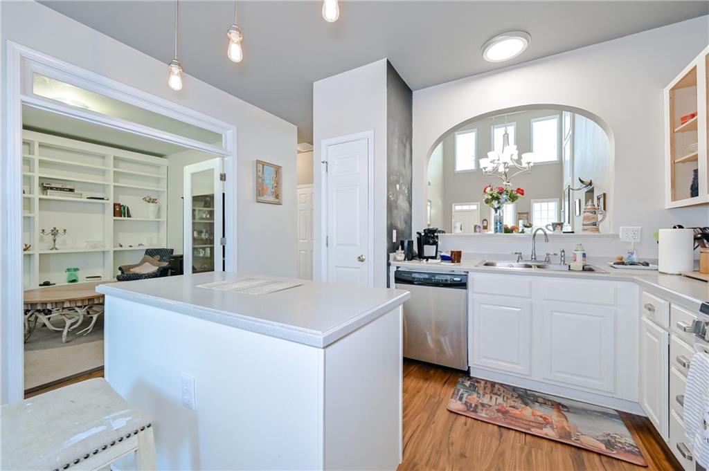 2501 Longcourt Circle SE Unit 6
