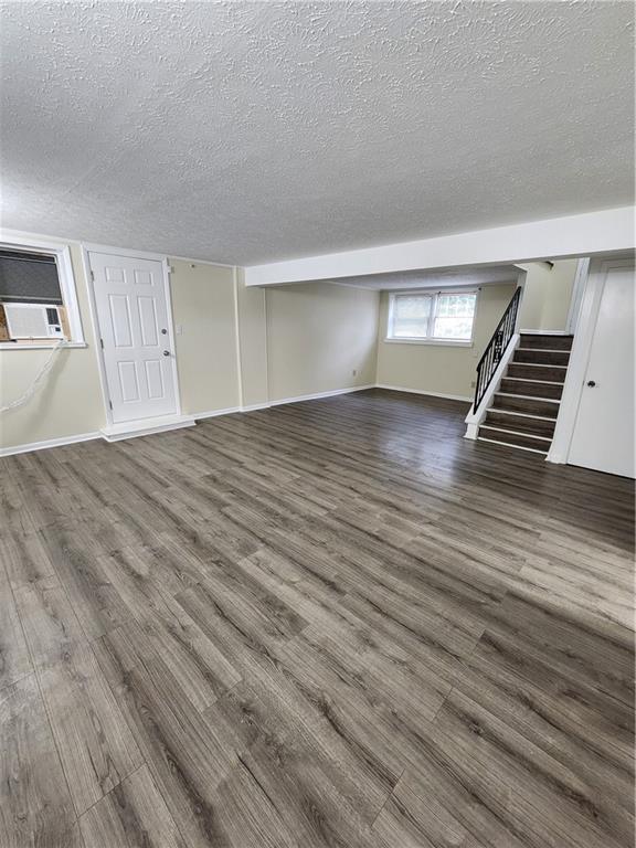 2500 Rolling View Drive SE