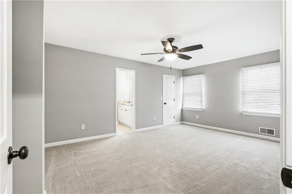 268 Shaded Oaks Lane SE