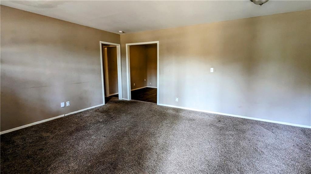 4328 Glenwood Parkway