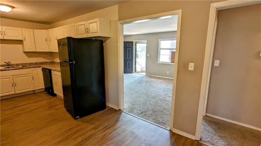 4328 Glenwood Parkway
