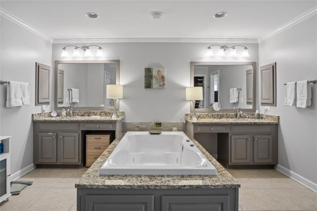 2240 Edgartown Lane SE Unit 3