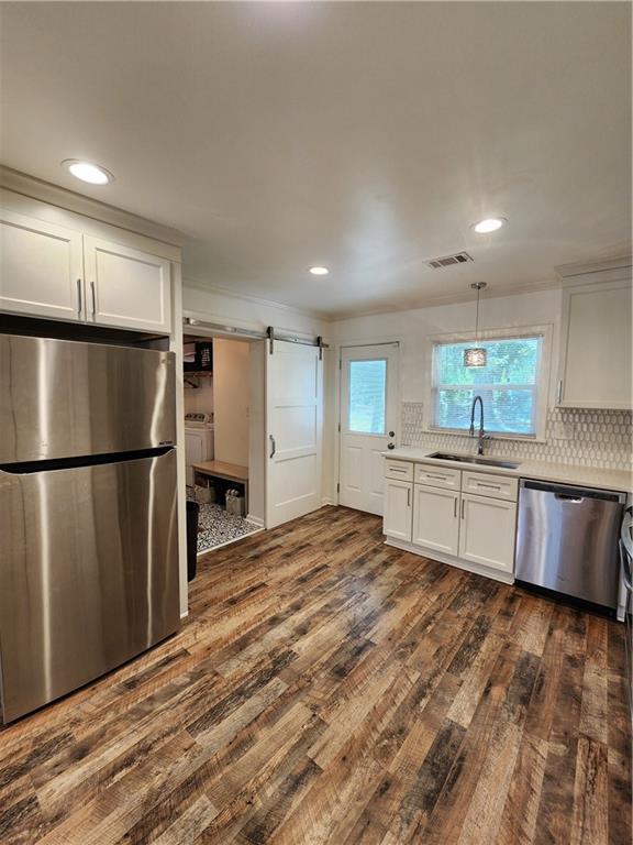 2322 Headland Drive