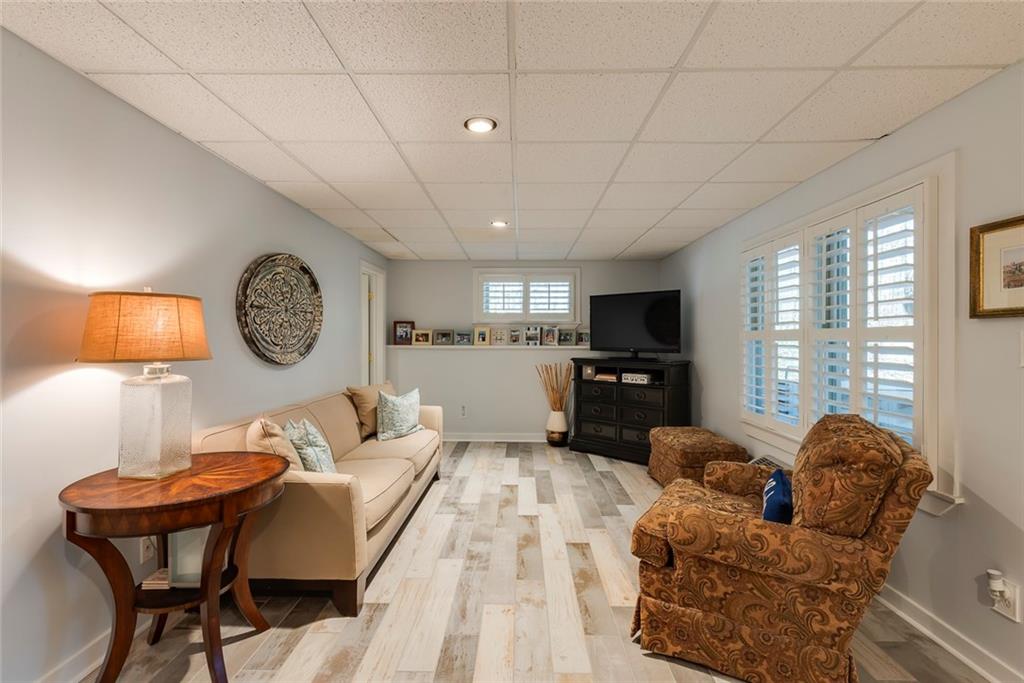 5415 Linger Longer Road