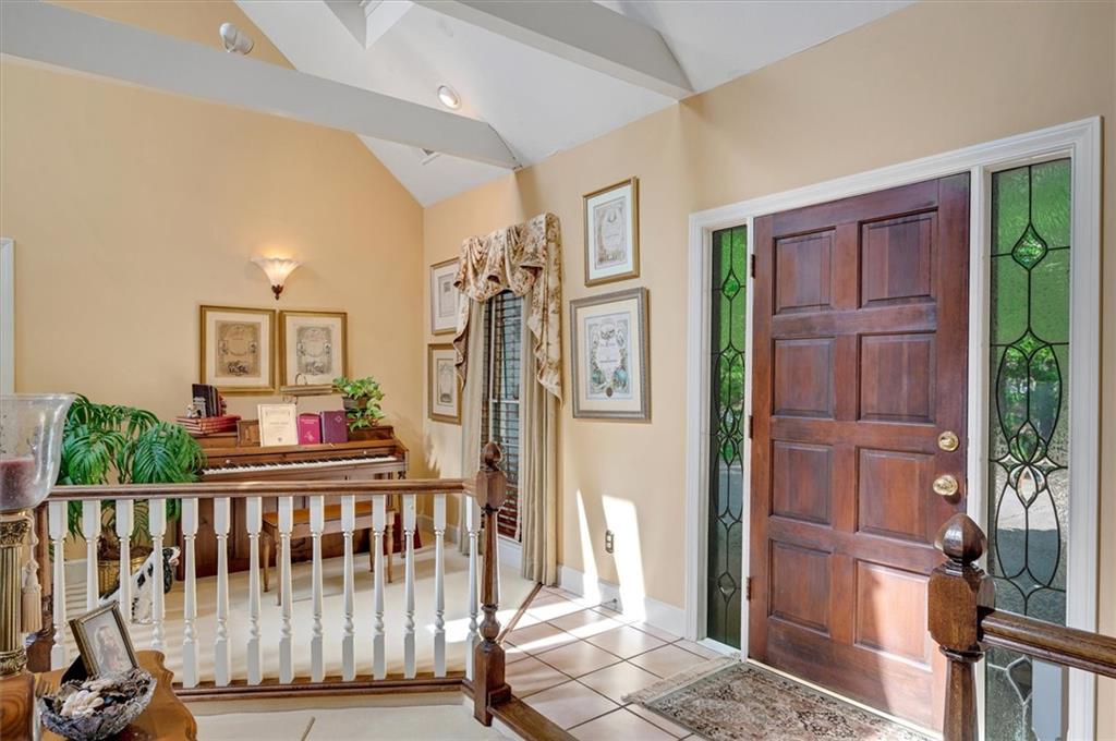 15445 Thorntree Run
