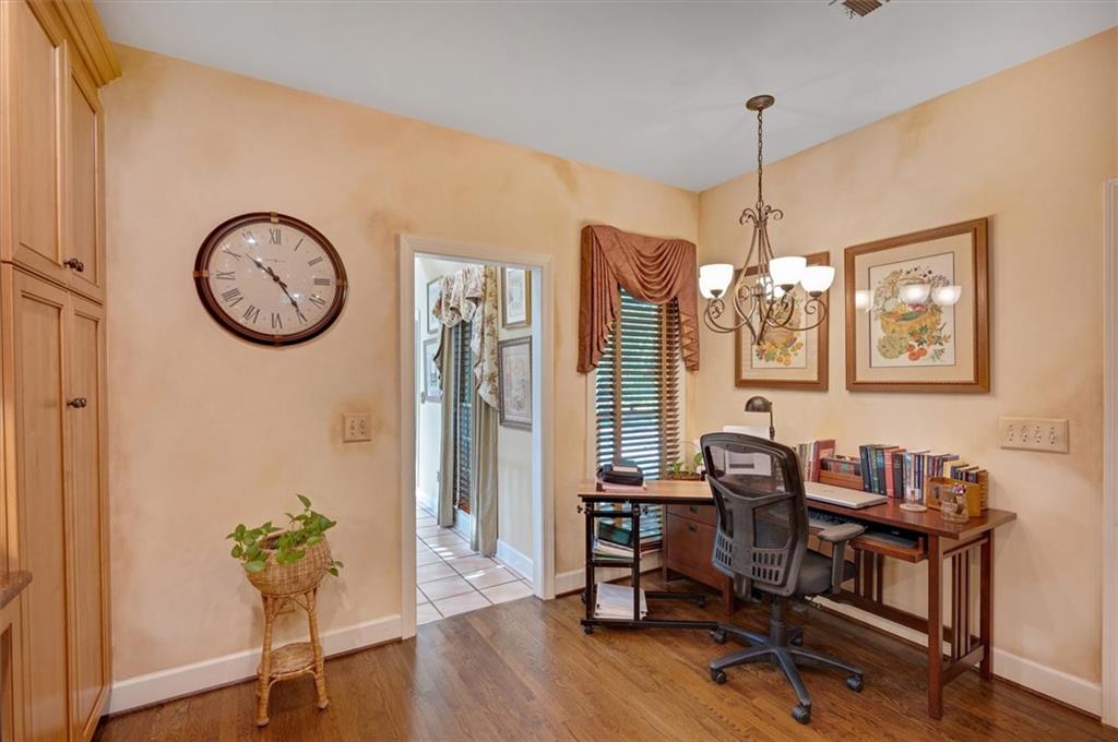 15445 Thorntree Run