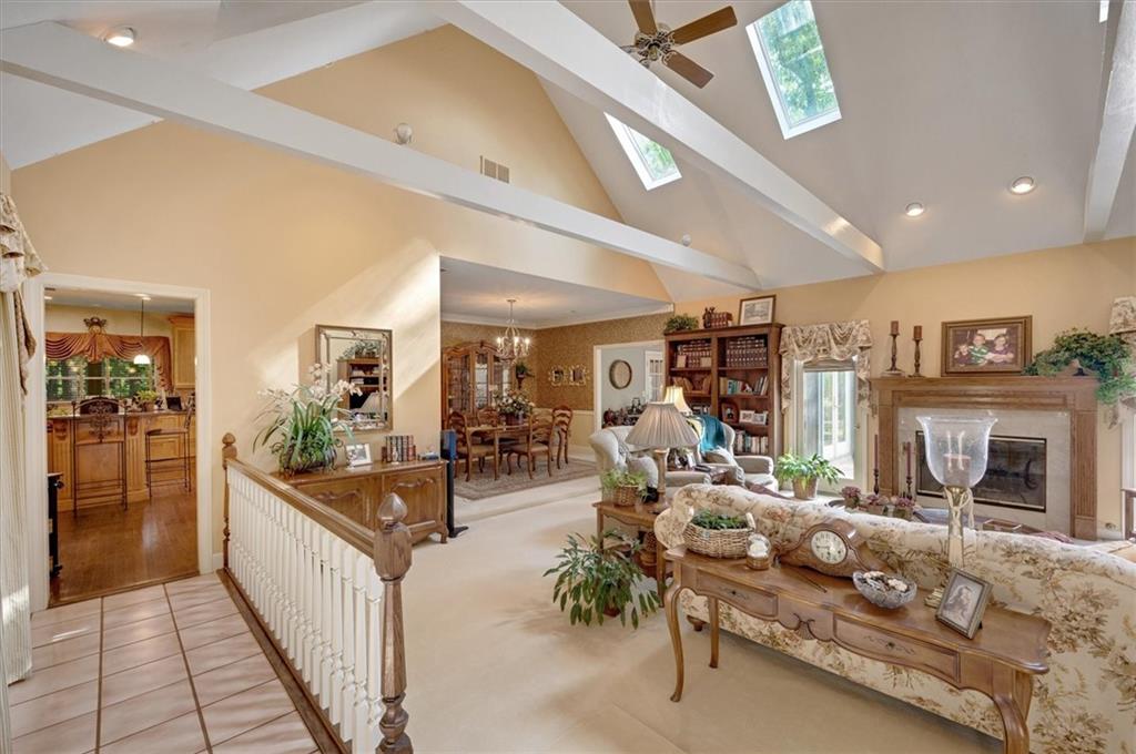15445 Thorntree Run