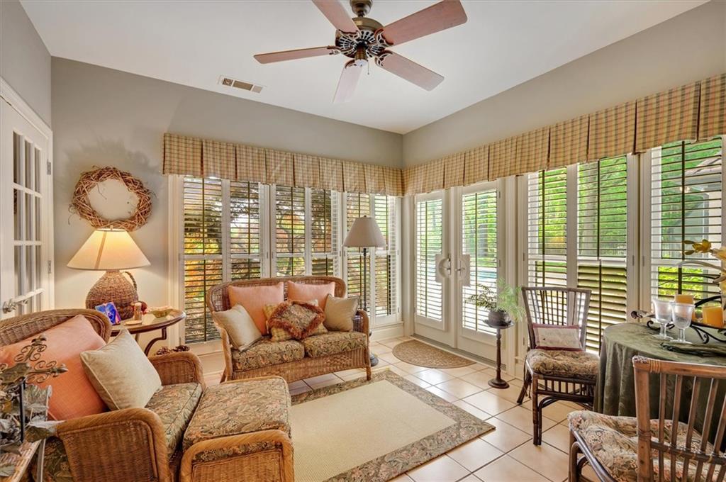 15445 Thorntree Run