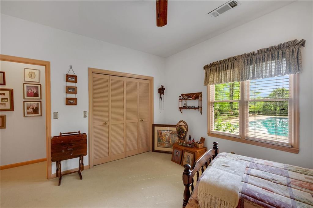 15445 Thorntree Run