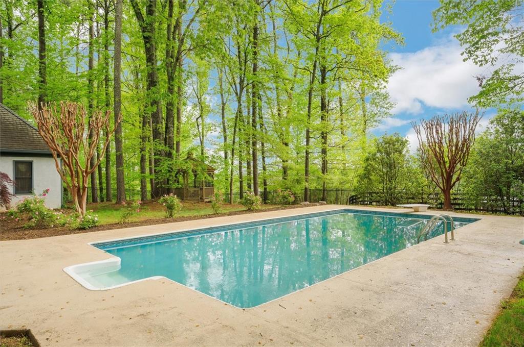 15445 Thorntree Run