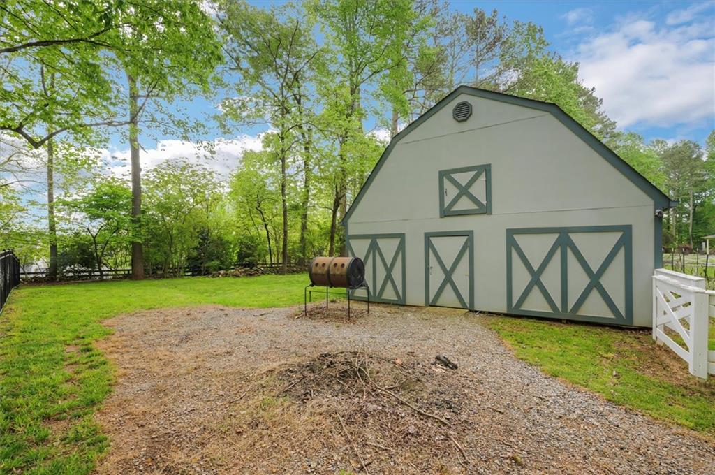 15445 Thorntree Run