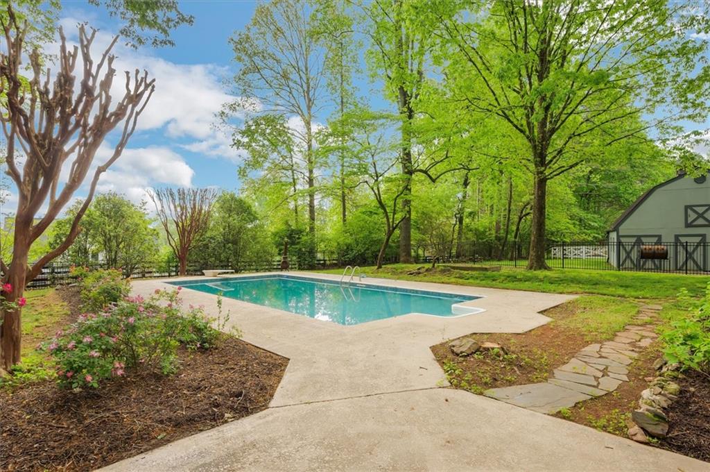 15445 Thorntree Run