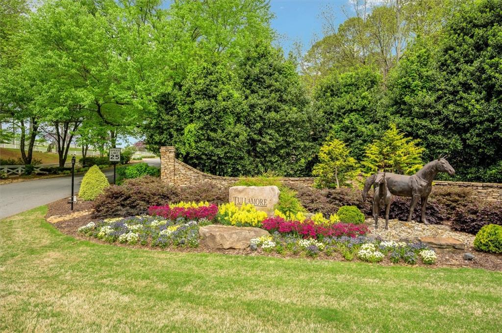 15445 Thorntree Run
