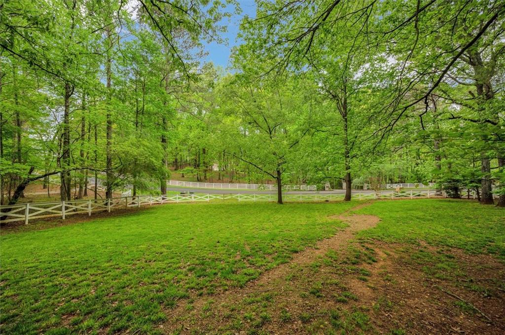 15445 Thorntree Run