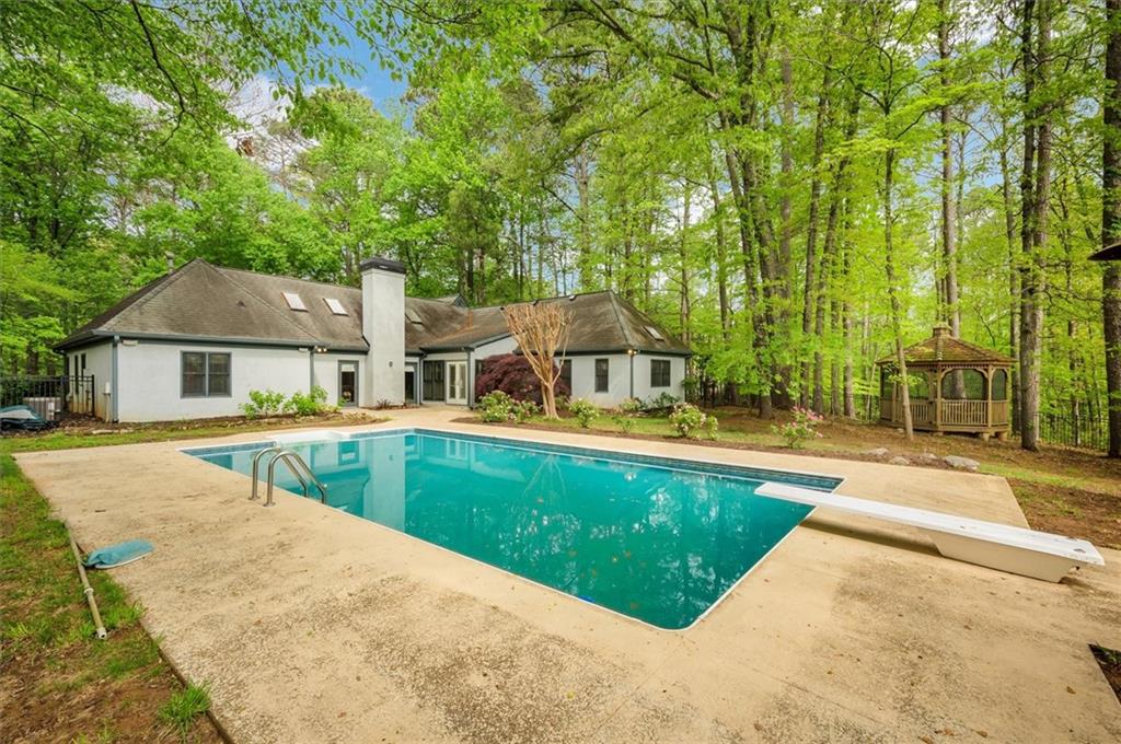 15445 Thorntree Run