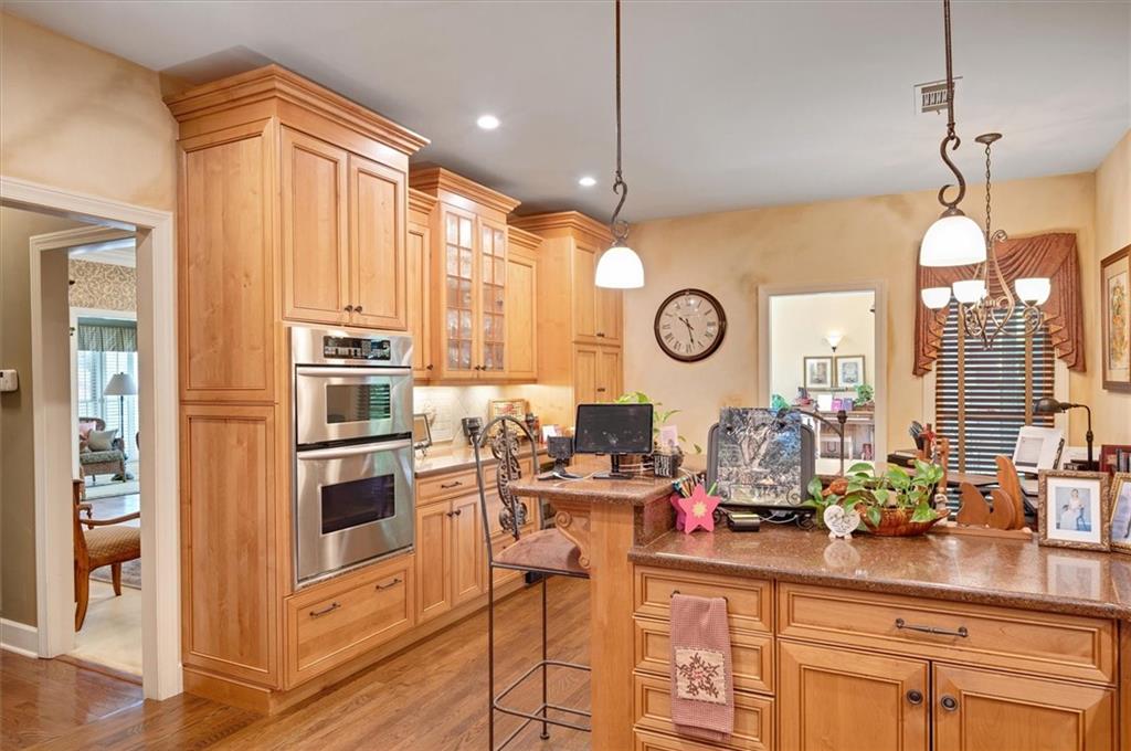 15445 Thorntree Run