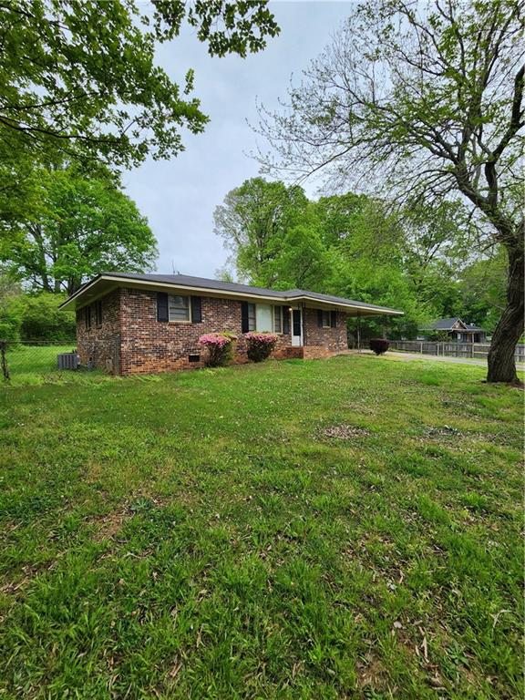1706 Elmwood Drive