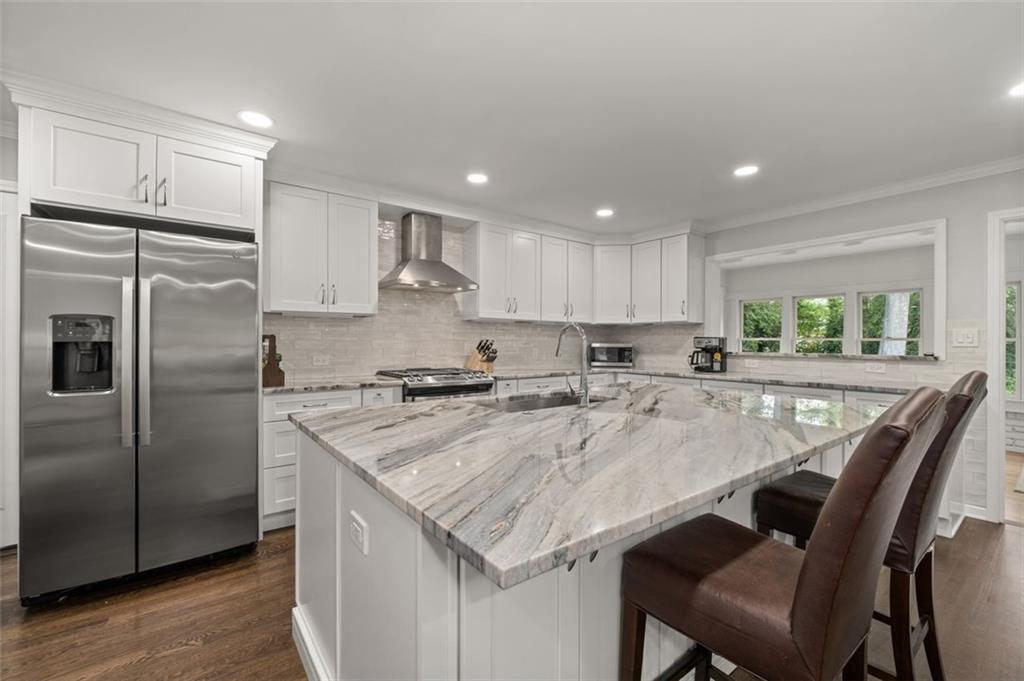 4725 BRINKLEY Lane
