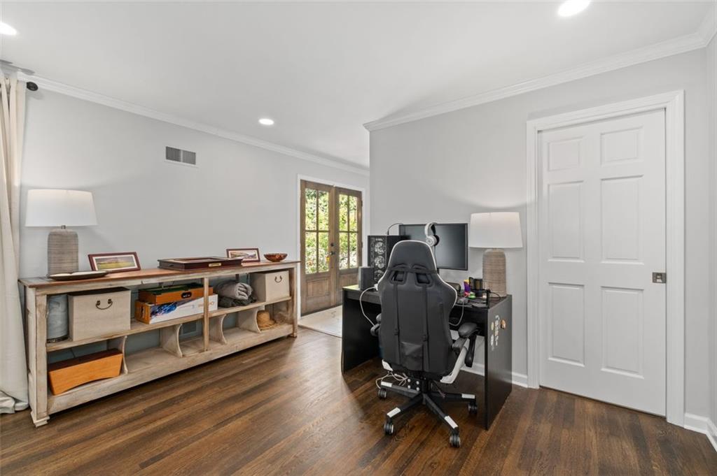 4725 BRINKLEY Lane