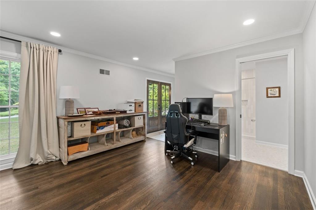 4725 BRINKLEY Lane