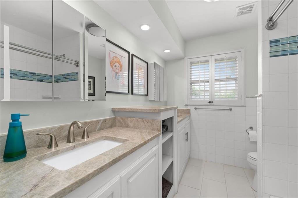 4725 BRINKLEY Lane