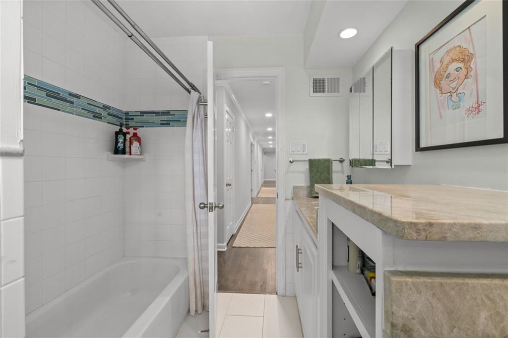 4725 BRINKLEY Lane