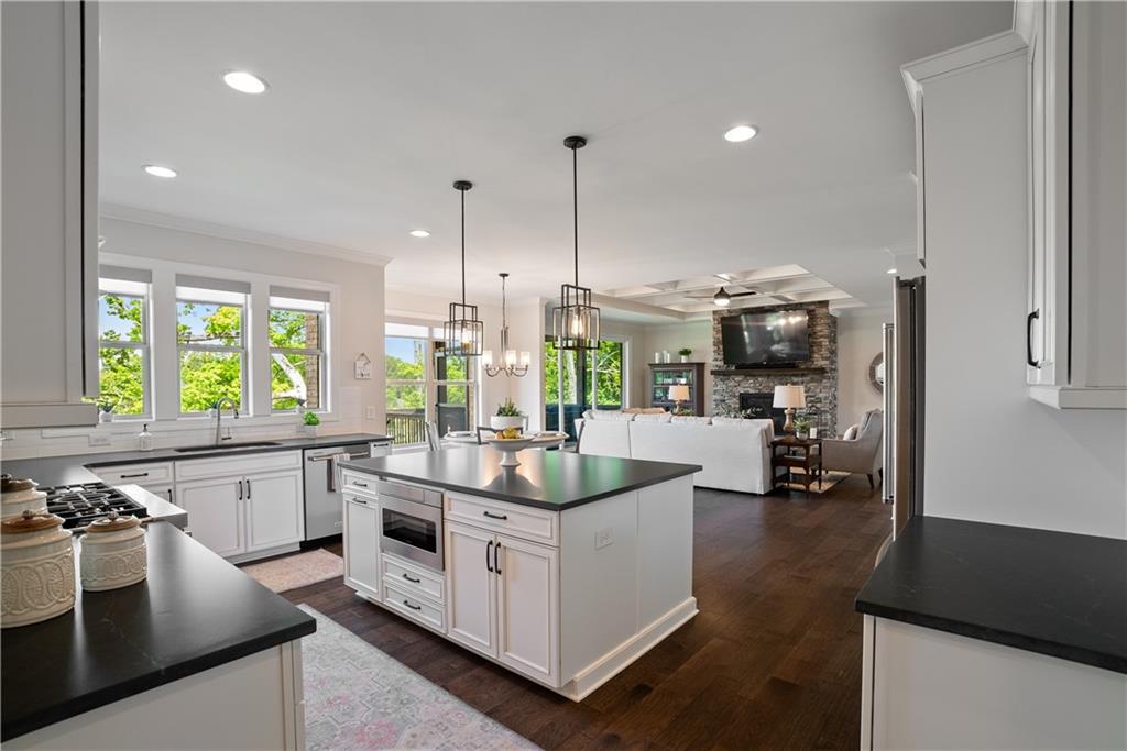 203 Grandmar Chase