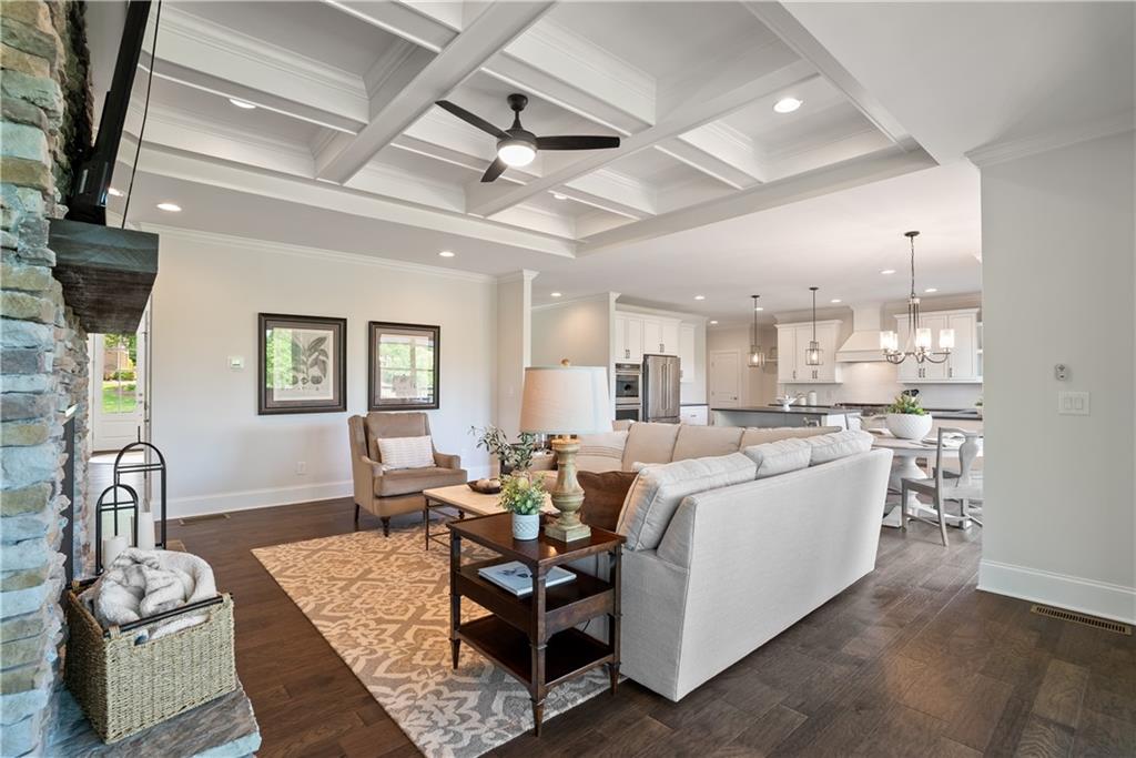 203 Grandmar Chase