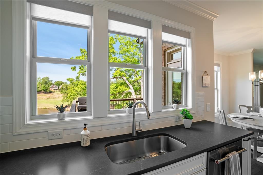 203 Grandmar Chase