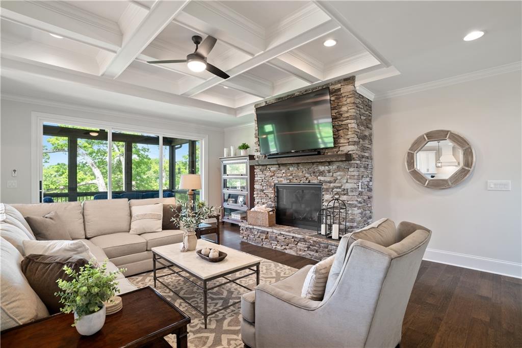 203 Grandmar Chase