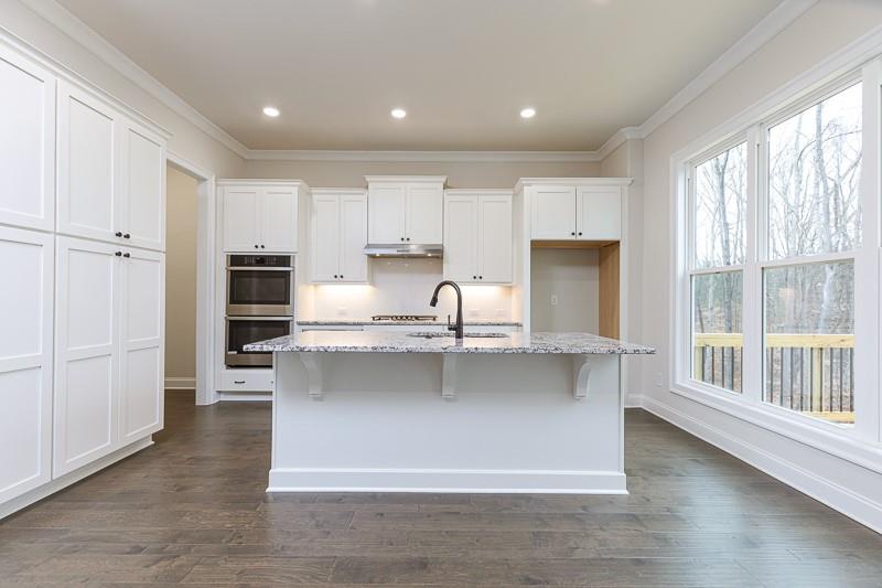 2411 Siskin Square Road