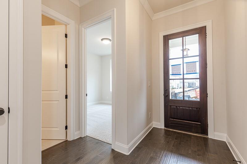 2411 Siskin Square Road