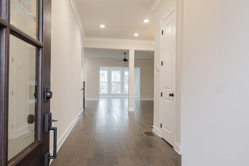 2411 Siskin Square Road