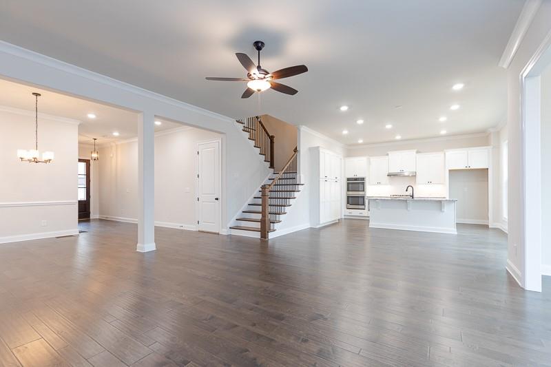 2411 Siskin Square Road