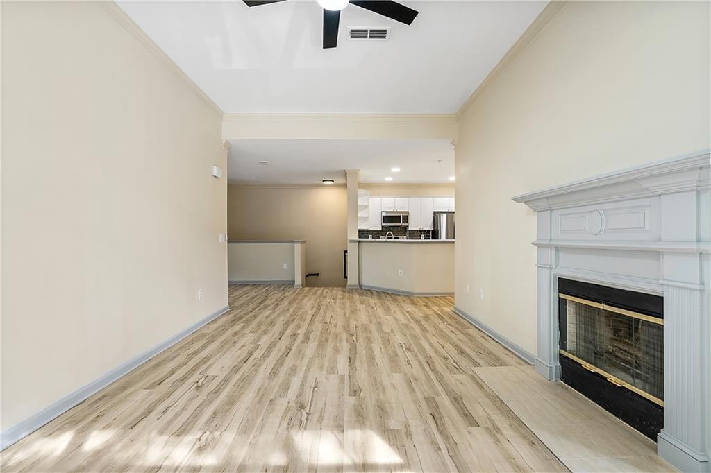 2400 Cumberland Parkway SE Unit 822