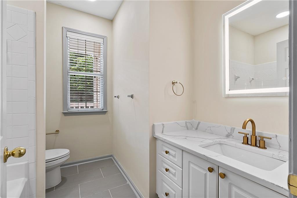 2400 Cumberland Parkway SE Unit 822