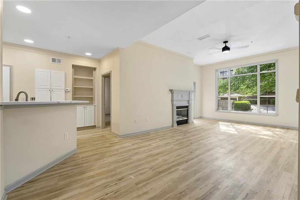 2400 Cumberland Parkway SE Unit 822