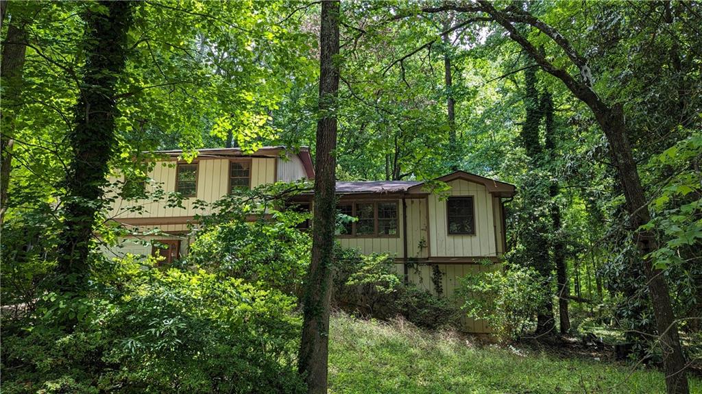 5847 Navarre Court